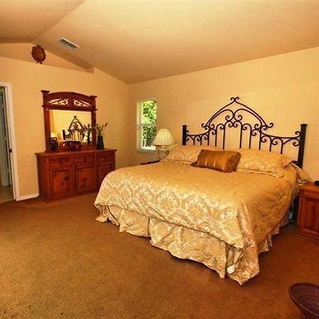 Universal Vacation Homes ฟอร์ตไมเยอร์ ภายนอก รูปภาพ